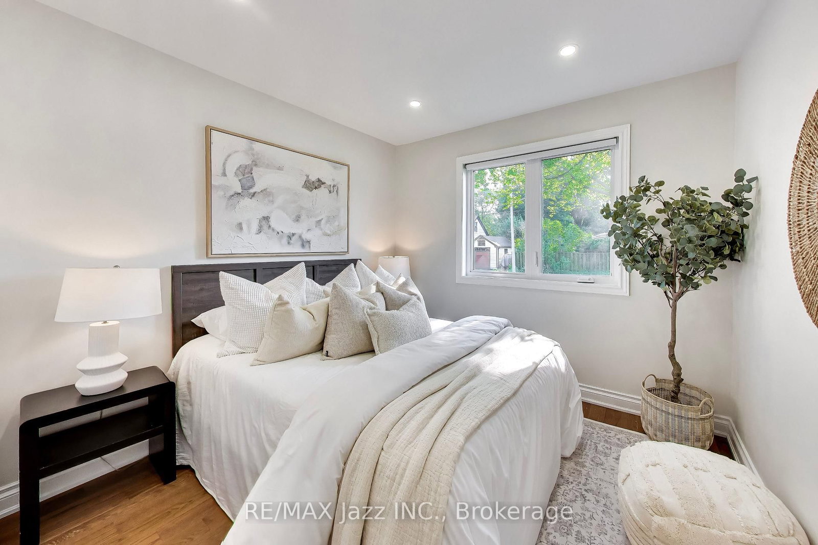 397 Beverly Street • Oshawa, ON photo 9