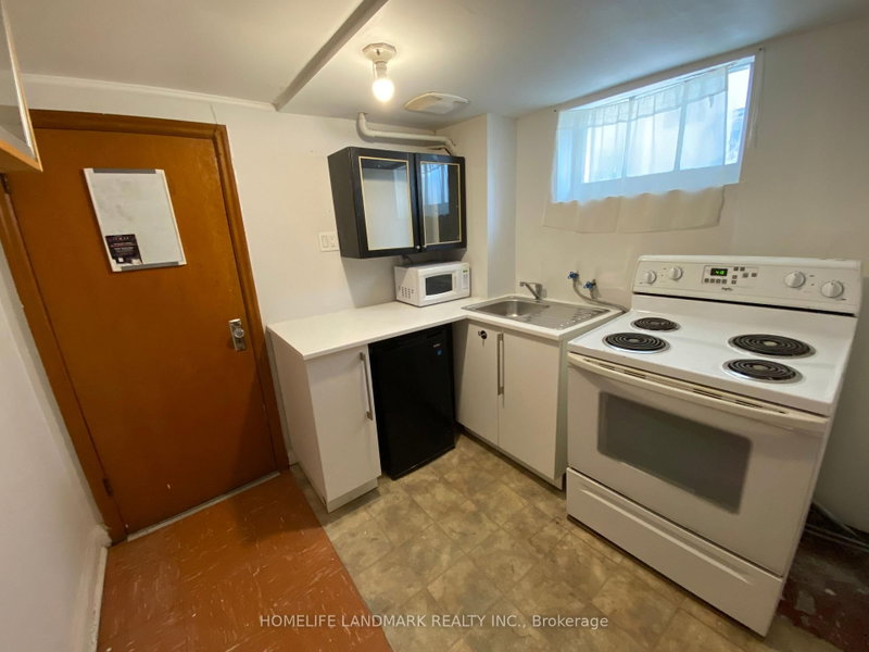 (BSMT) - 11 Hutton Avenue