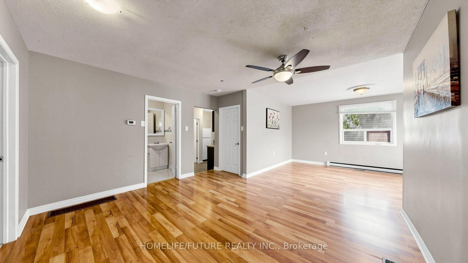 804 Dundas Street W • Whitby, ON photo 15