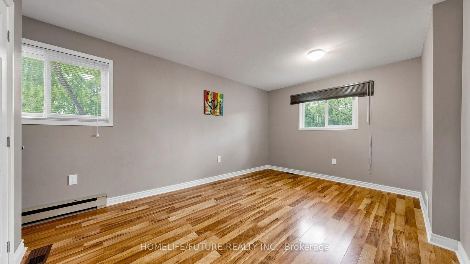804 Dundas Street W • Whitby, ON photo 27