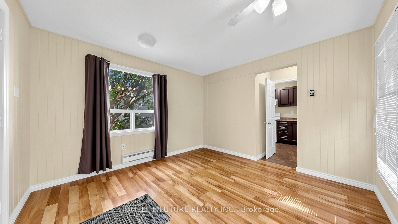 804 Dundas Street W • Whitby, ON photo 35