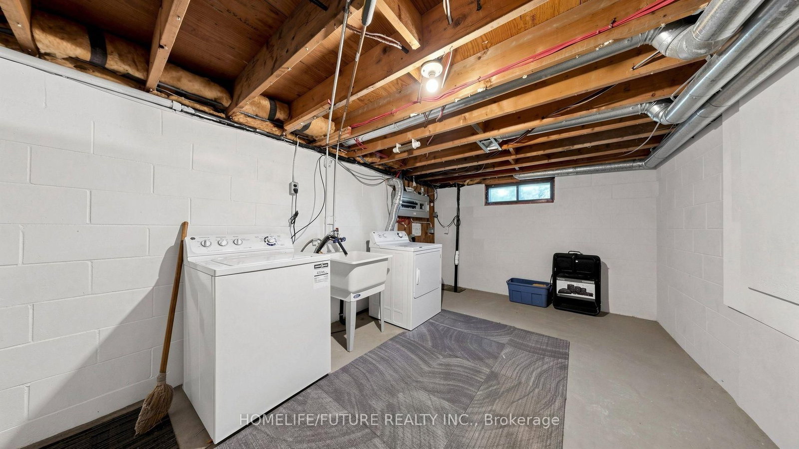 804 Dundas Street W • Whitby, ON photo 43