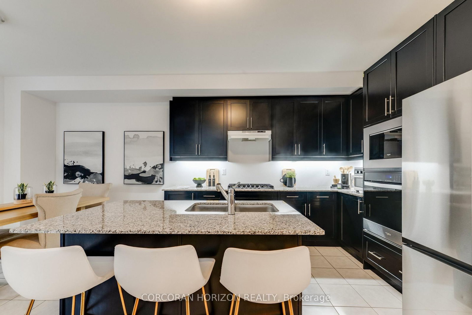 15 Mountainside Crescent • Whitby, ON photo 13