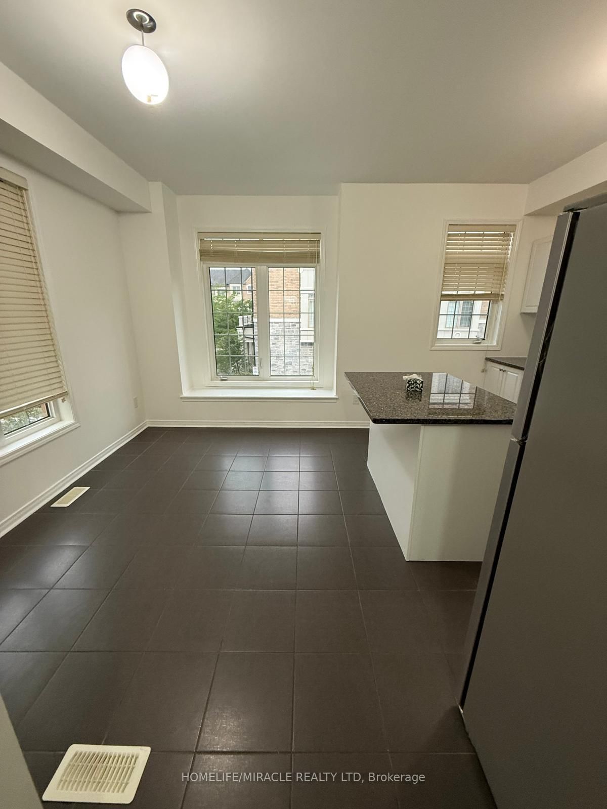 70 N Harwood Avenue • Ajax, ON photo 11