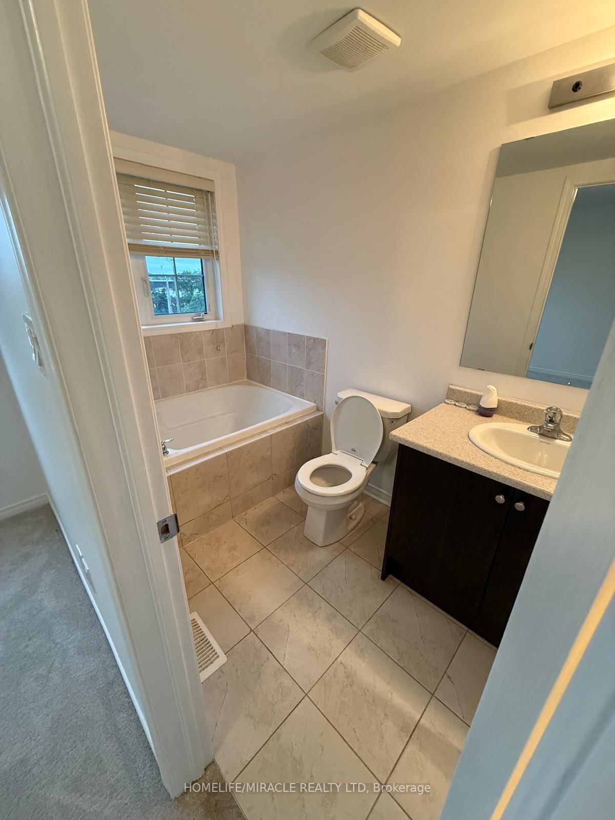 70 N Harwood Avenue • Ajax, ON photo 24