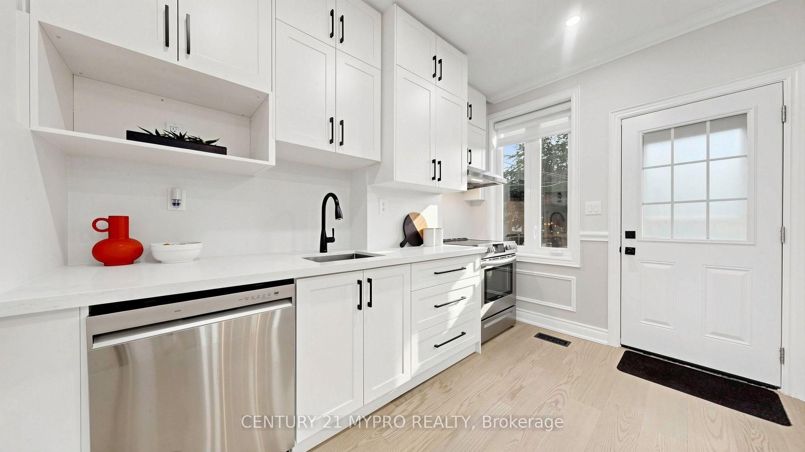 7 Cherry Nook Gardens • Toronto, ON photo 16