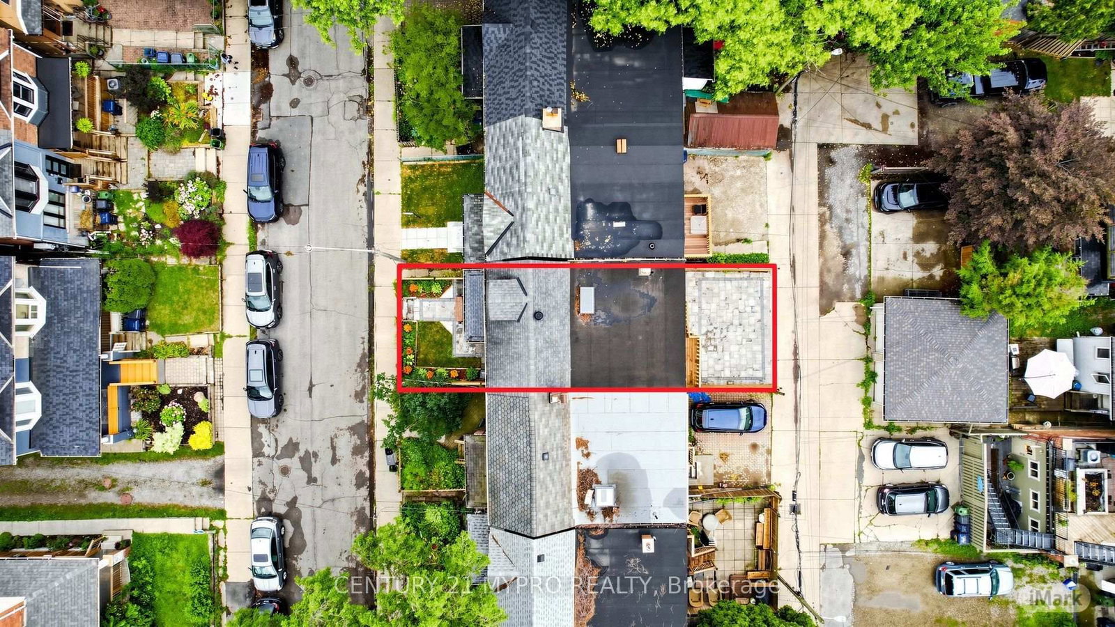 7 Cherry Nook Gardens • Toronto, ON photo 3