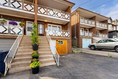 Unit UPPER / 2ND — 402 Kingston Road — photo 4