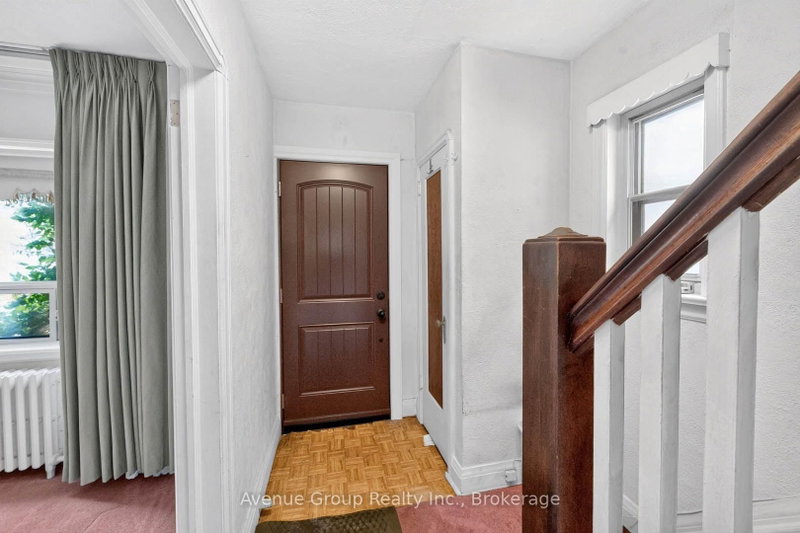 1 Warland Avenue