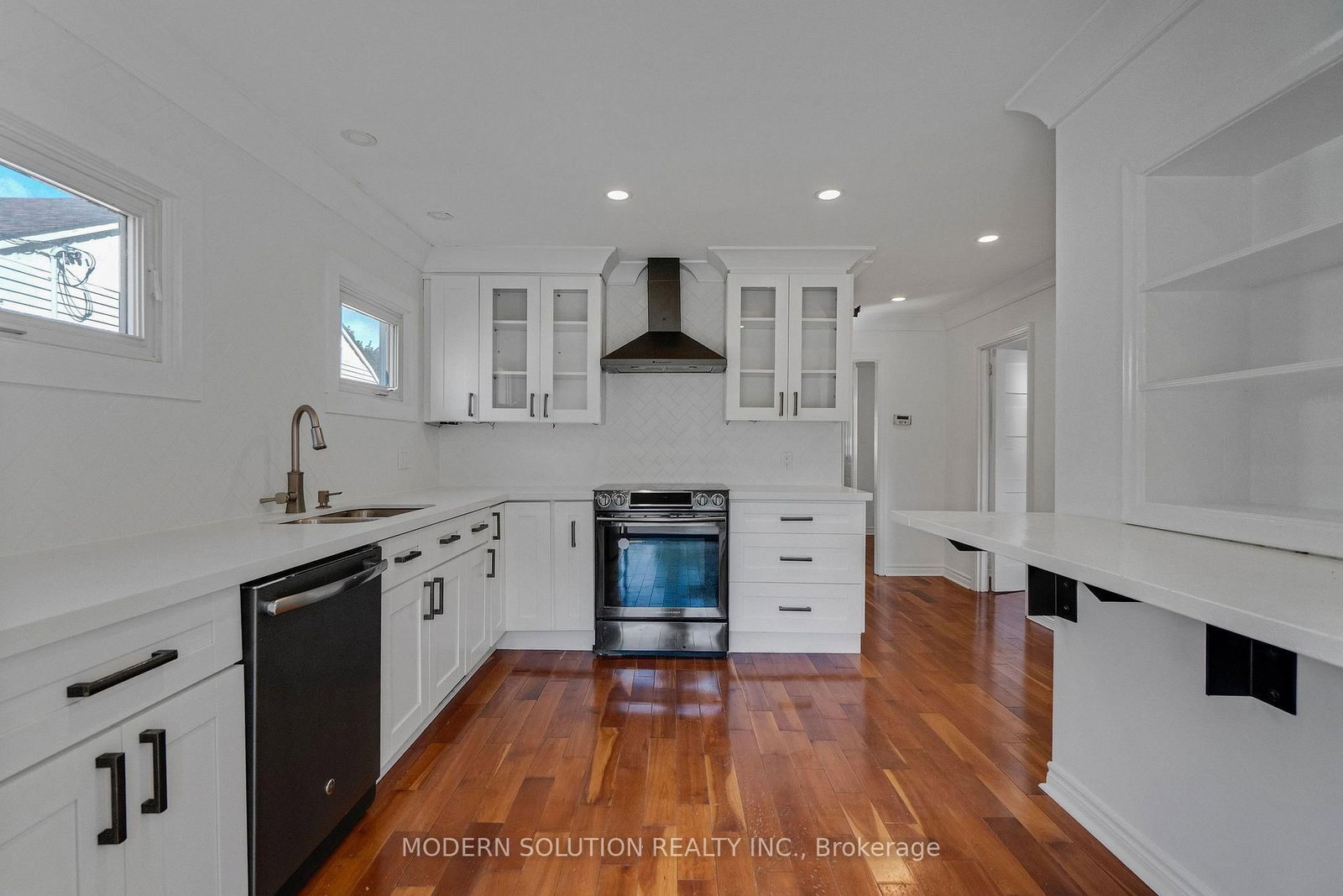 31 Elm Street • Ajax, ON photo 14