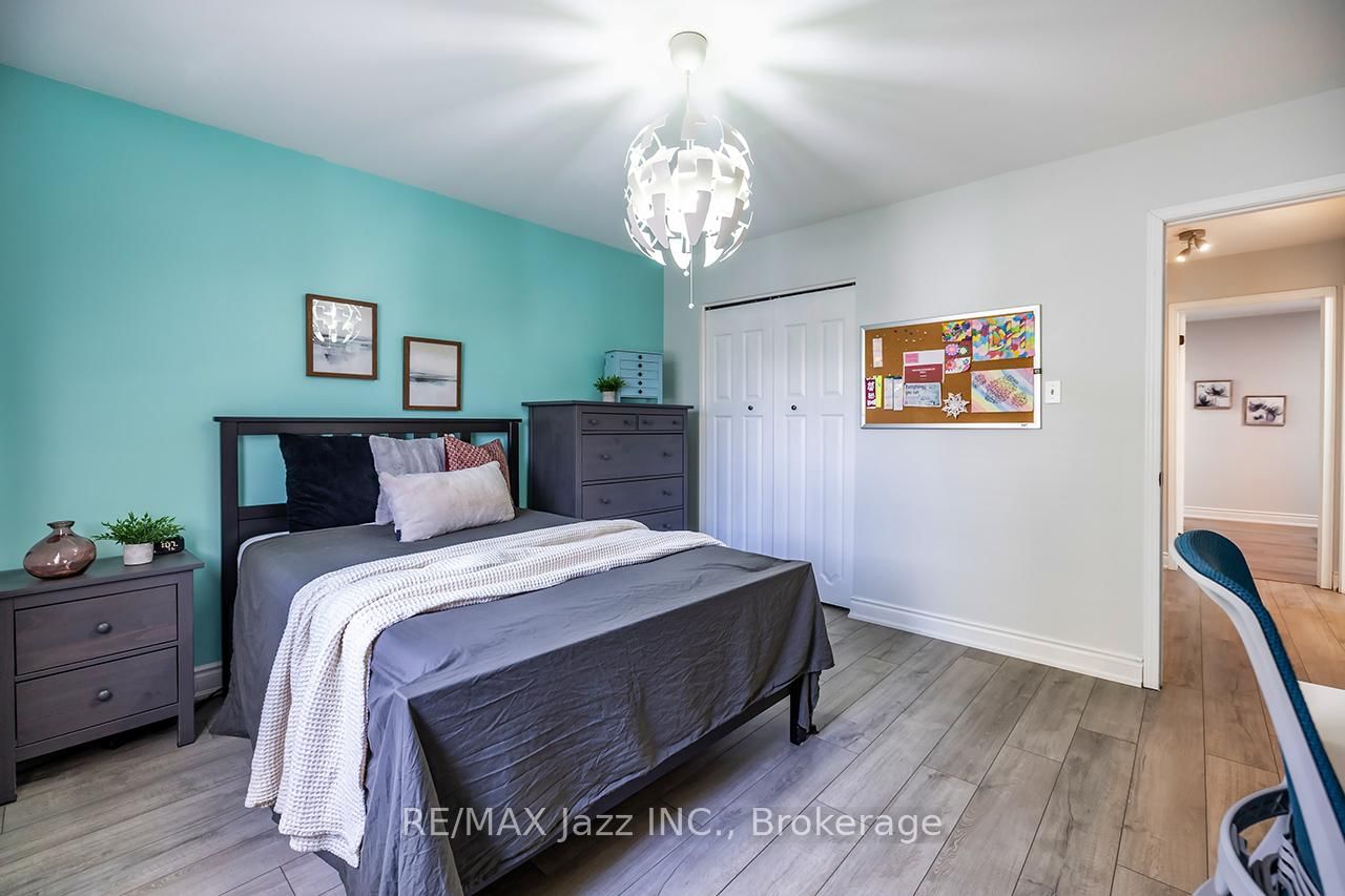 15 Graham Court • Whitby, ON photo 30