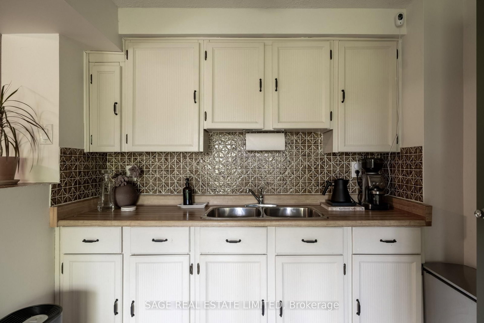 34 Tambrook Drive • Toronto, ON photo 29