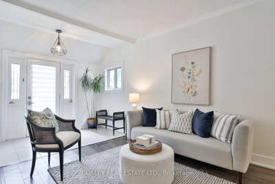 373 Sammon Avenue — photo 4