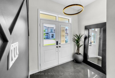 54 Conarty Crescent — photo 4