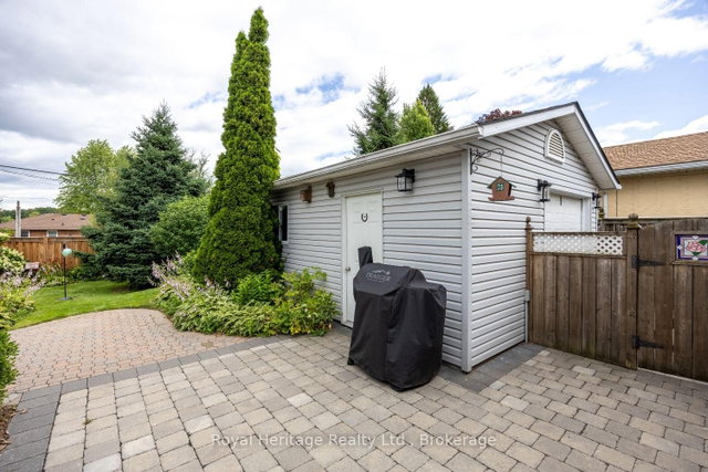 461 Gibbons Street