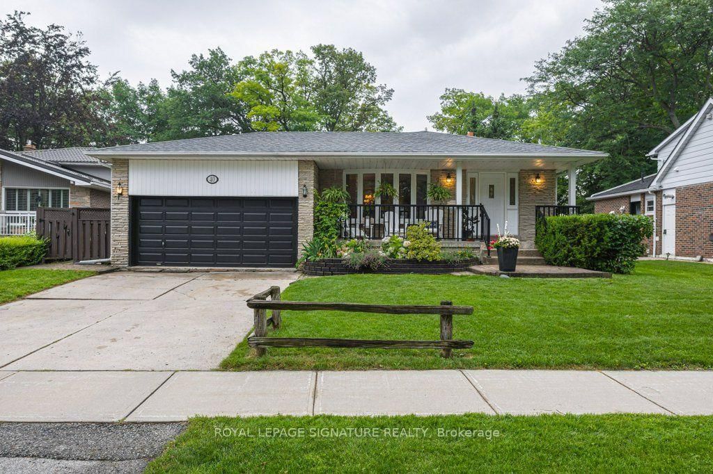 Property at 40 Holmcrest