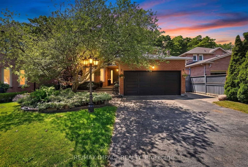 2358 Wildwood Crescent