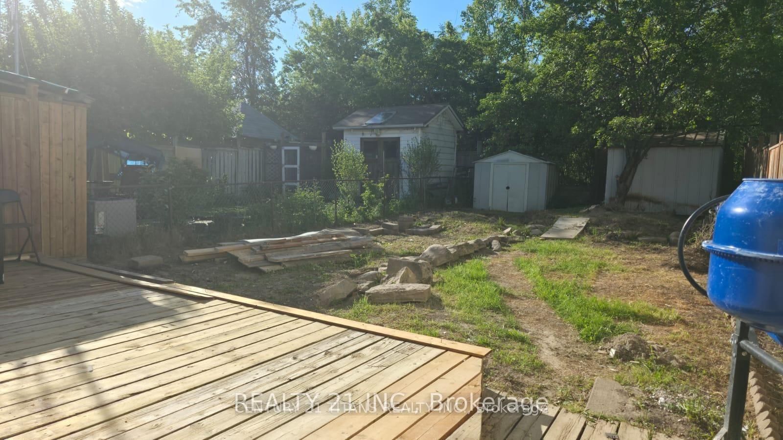 8 Mack Avenue • Toronto, ON photo 29