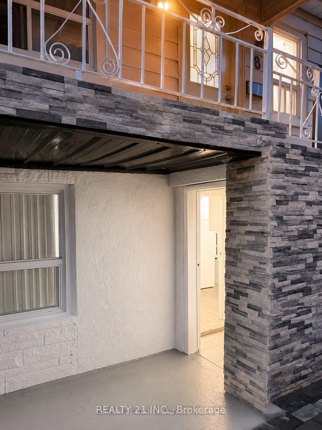 8 Mack Avenue • Toronto, ON photo 6