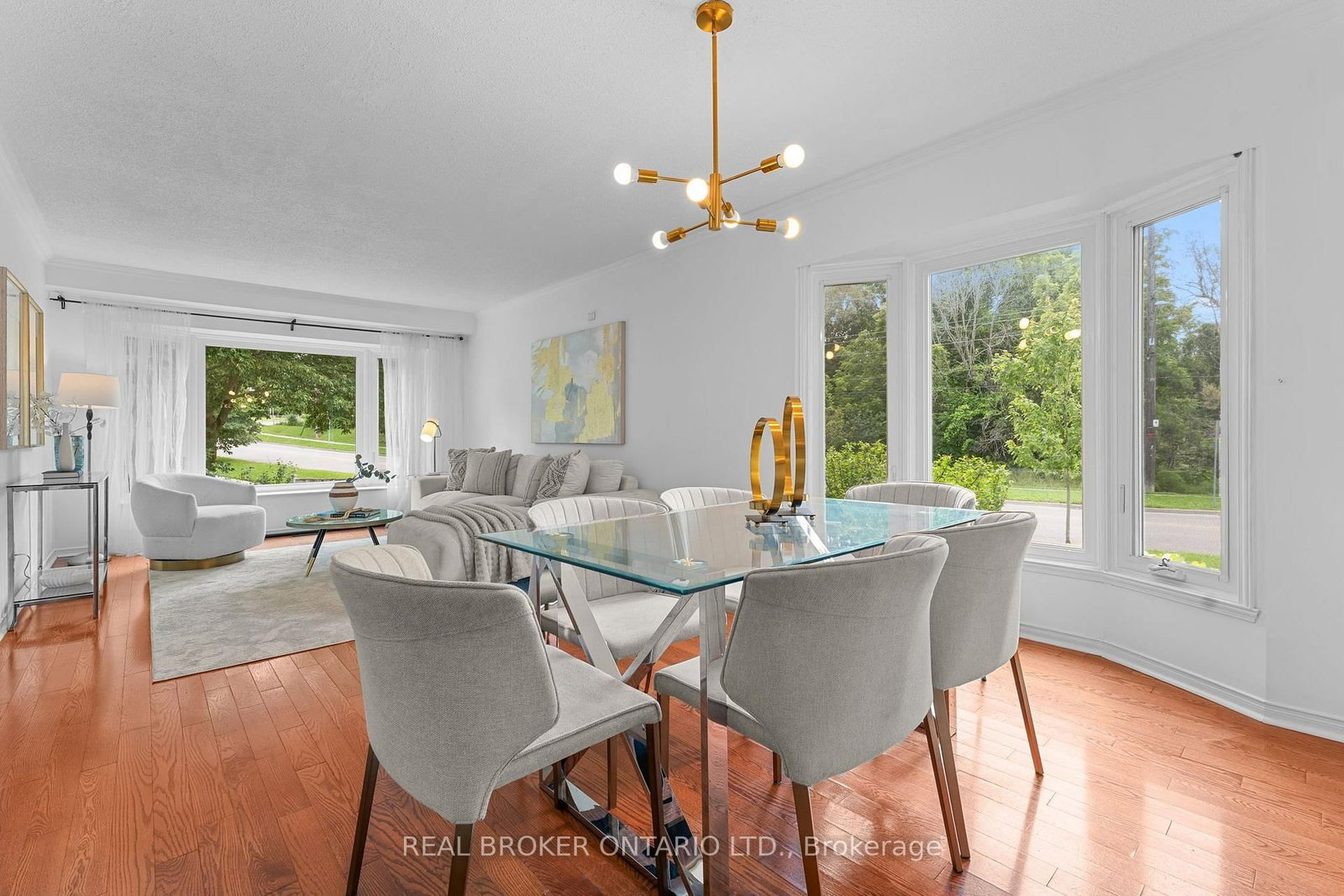 1 Baronial Court • Toronto, ON photo 10