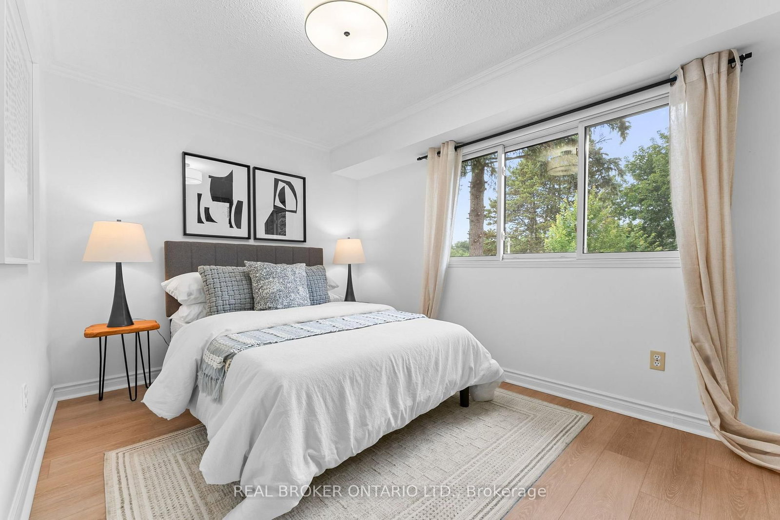 1 Baronial Court • Toronto, ON photo 21