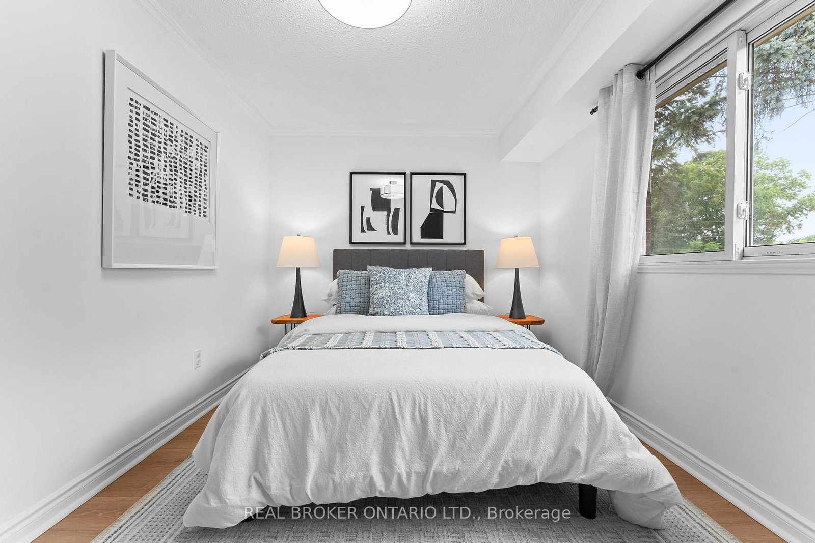 1 Baronial Court • Toronto, ON photo 22