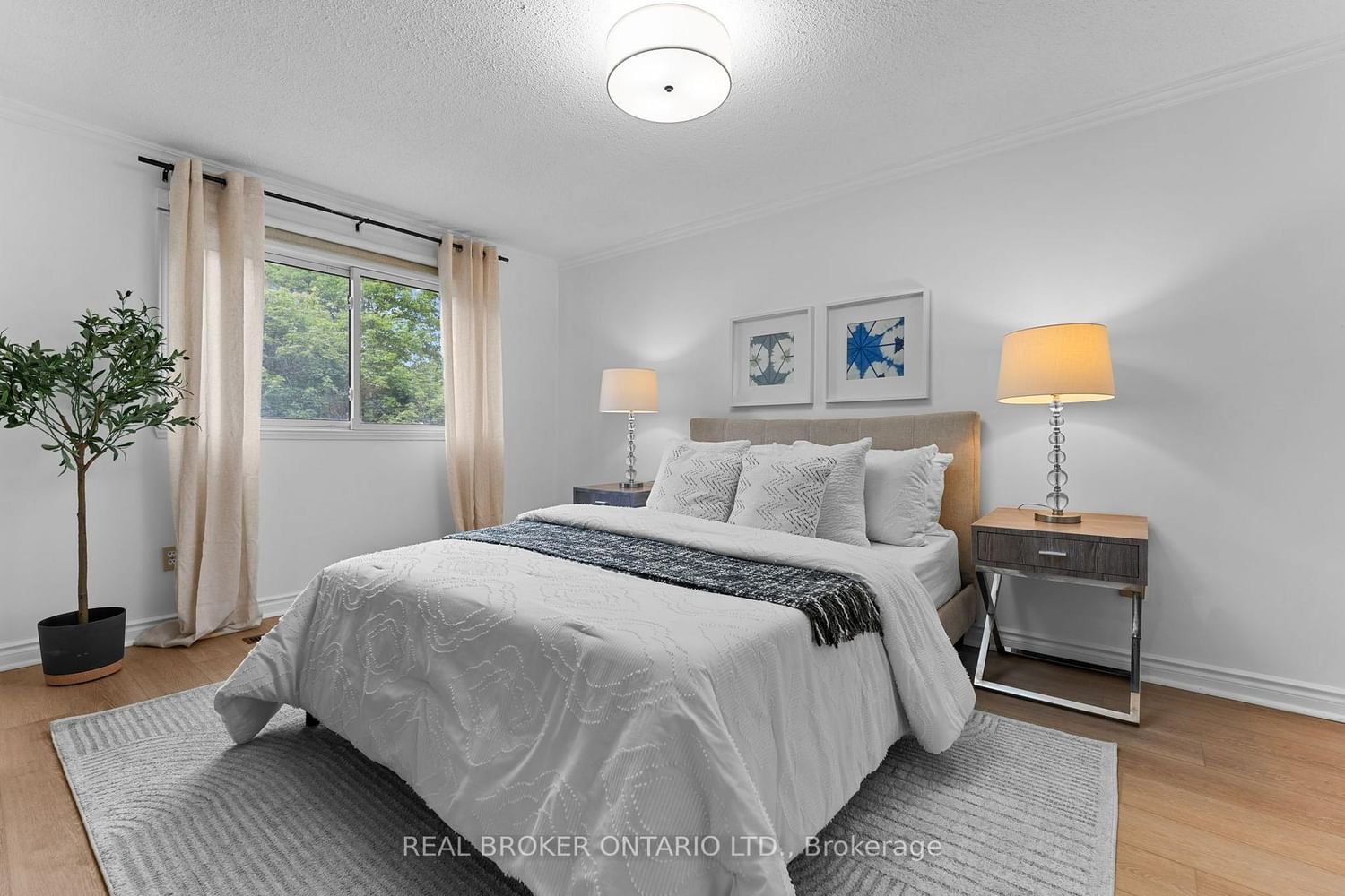 1 Baronial Court • Toronto, ON photo 24