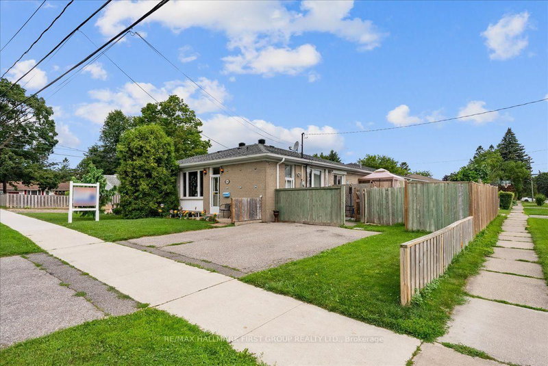 1014 Dunlop Street E