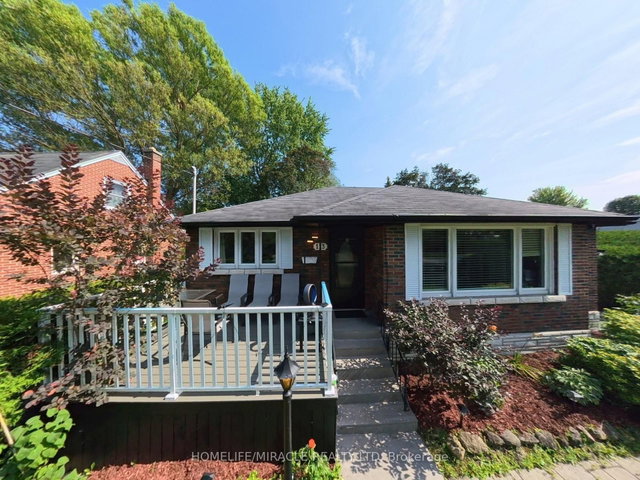 113 Pontiac Avenue