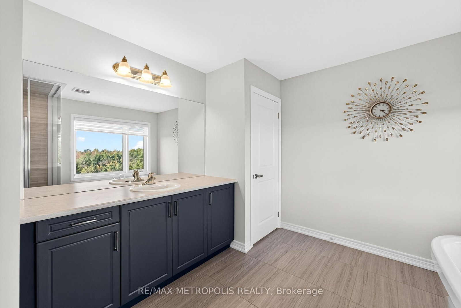 127 Mcphail Avenue • Clarington, ON photo 28