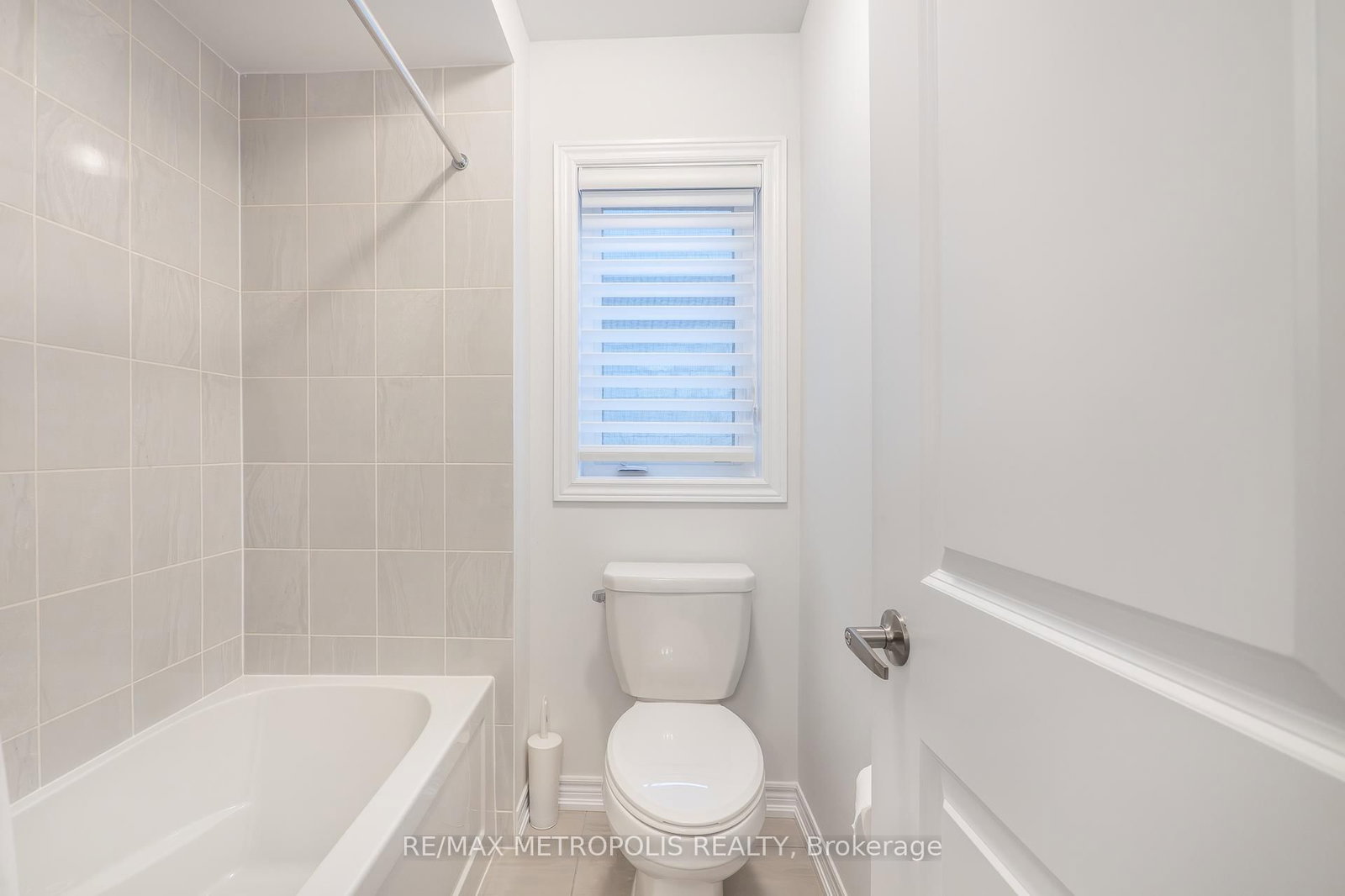127 Mcphail Avenue • Clarington, ON photo 34