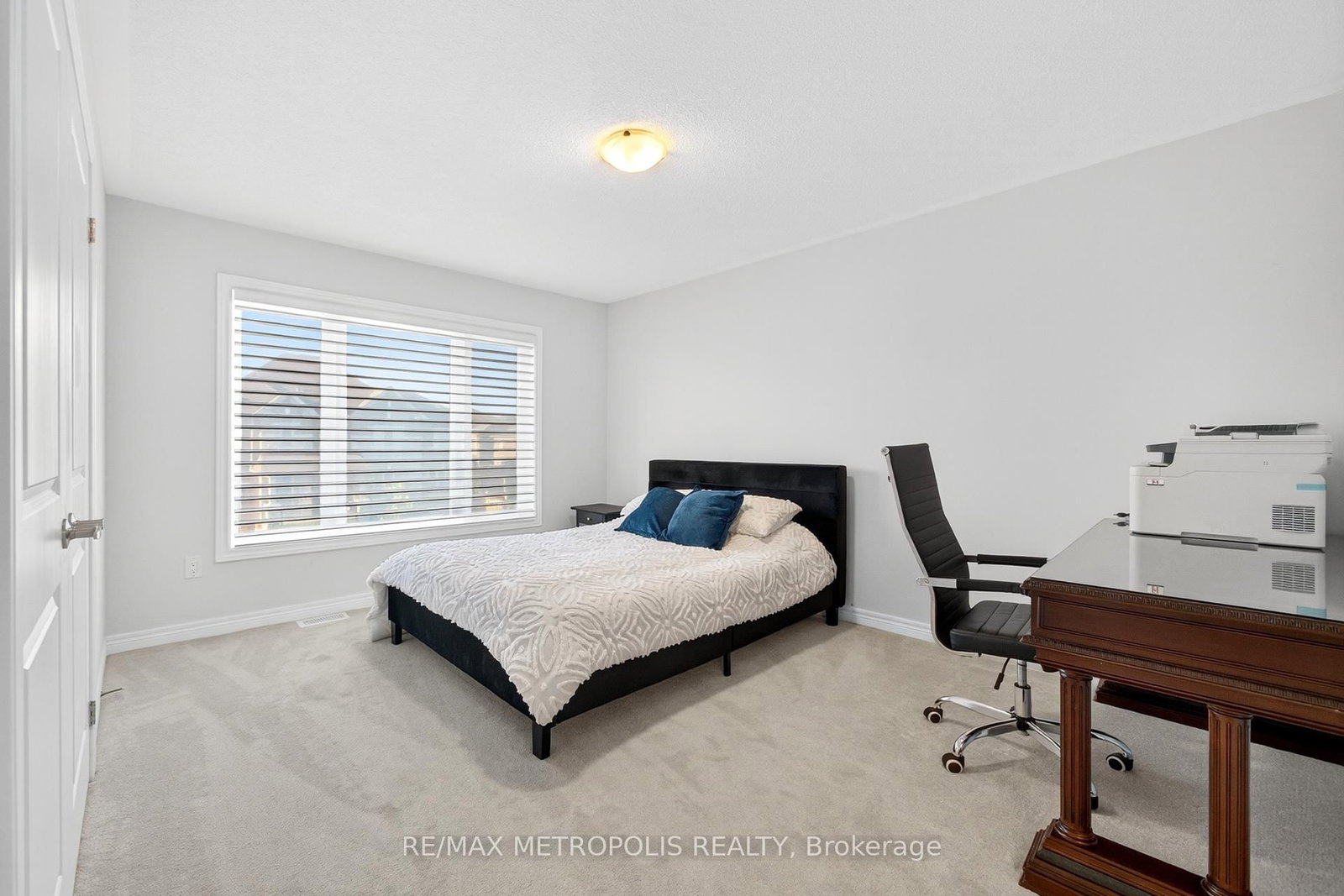 127 Mcphail Avenue • Clarington, ON photo 35