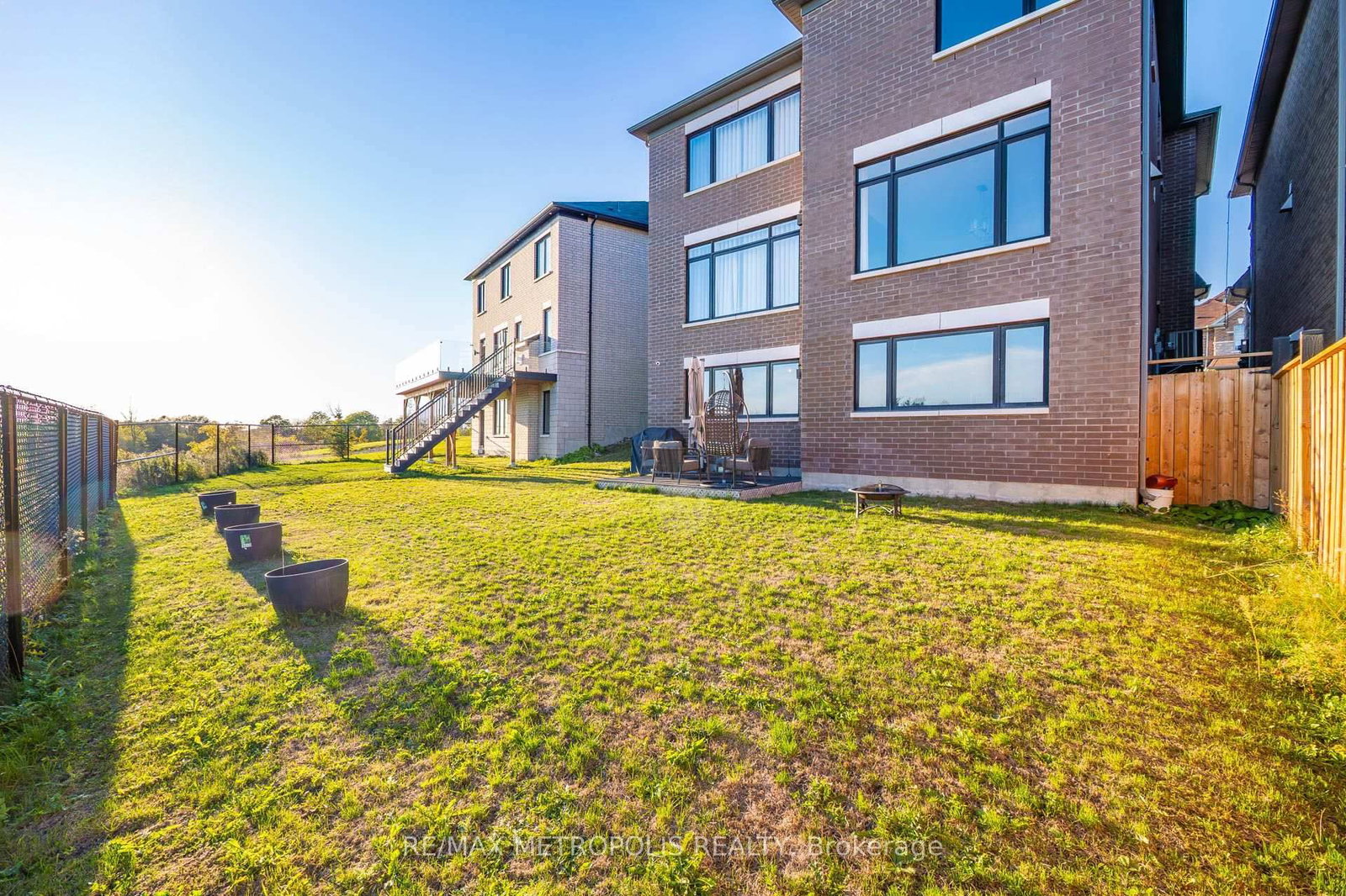 127 Mcphail Avenue • Clarington, ON photo 44