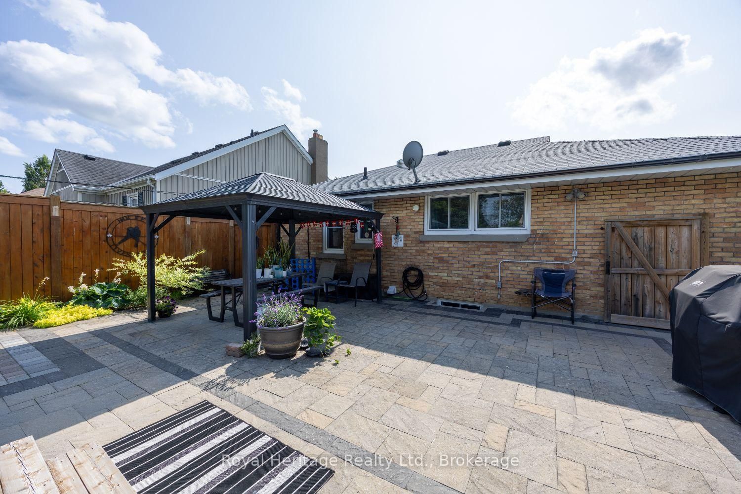 251 Elizabeth Street • Oshawa, ON photo 21