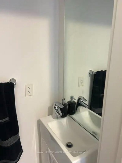 Unit 420 — 1555 Kingston Road — photo 6
