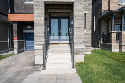 2201 Crystal Drive — photo 2