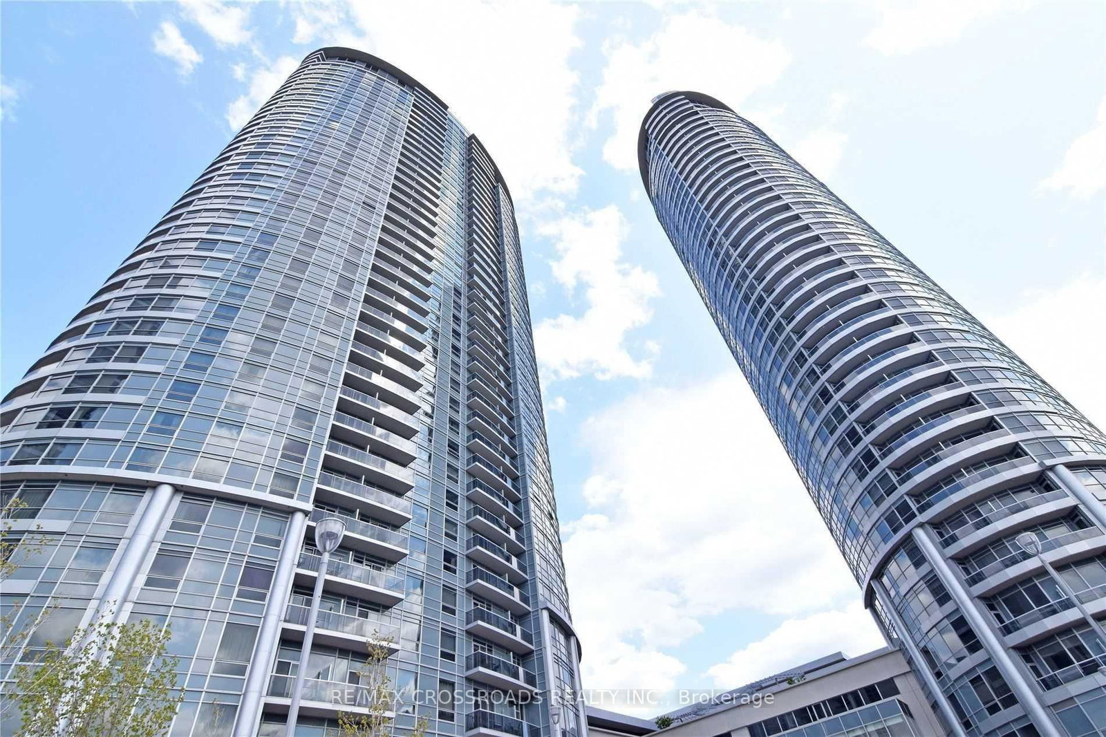 3326-135 Village Green Square, Toronto, ON