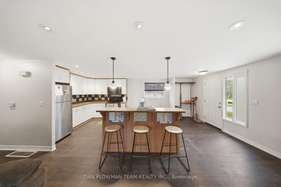 1185 Norman Court — photo 4