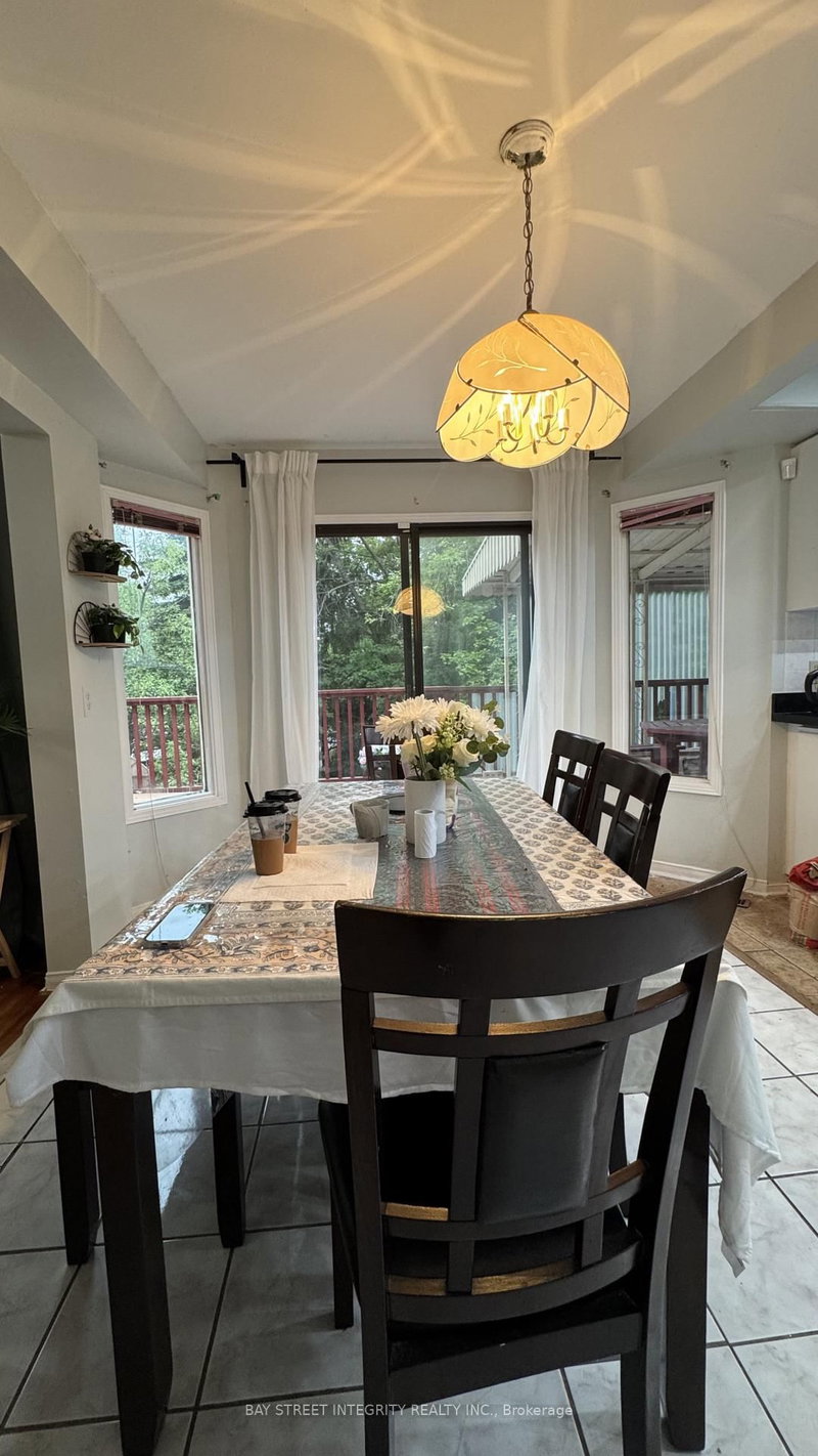 Upper - 2 Glenheather Terrace