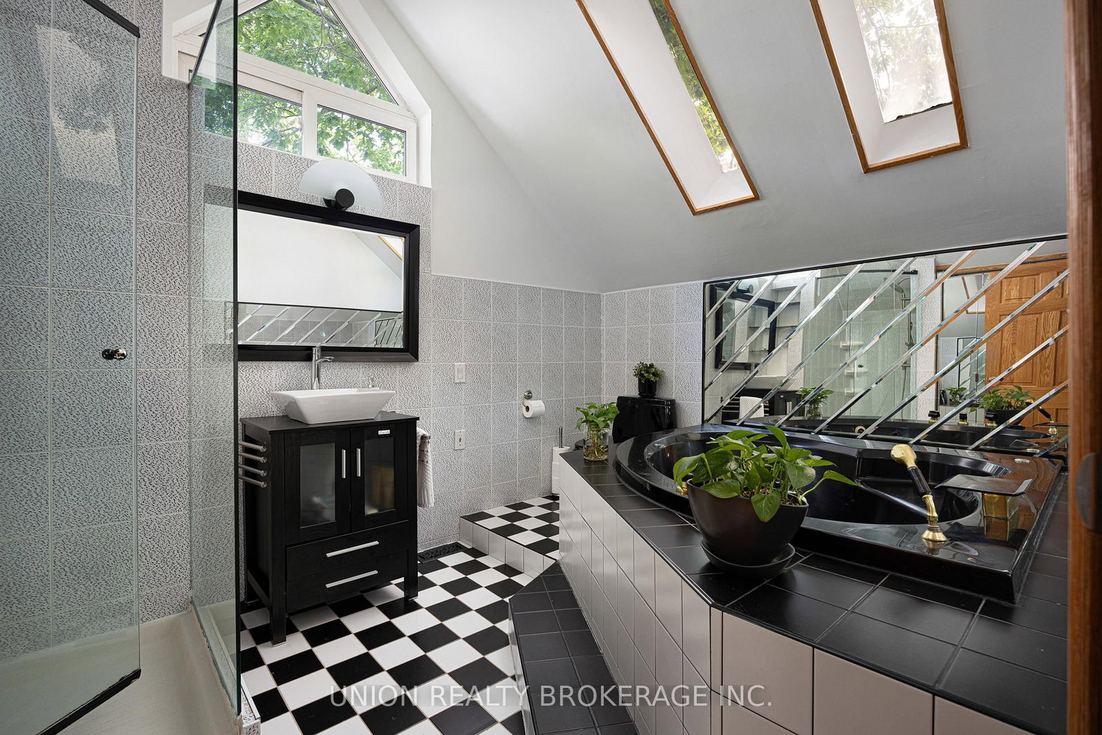 134 Duvernet Avenue • Toronto, ON photo 25