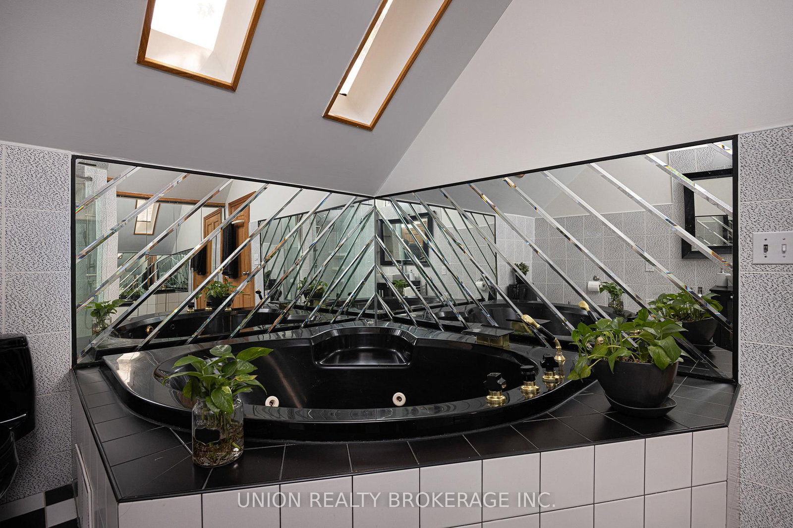 134 Duvernet Avenue • Toronto, ON photo 26