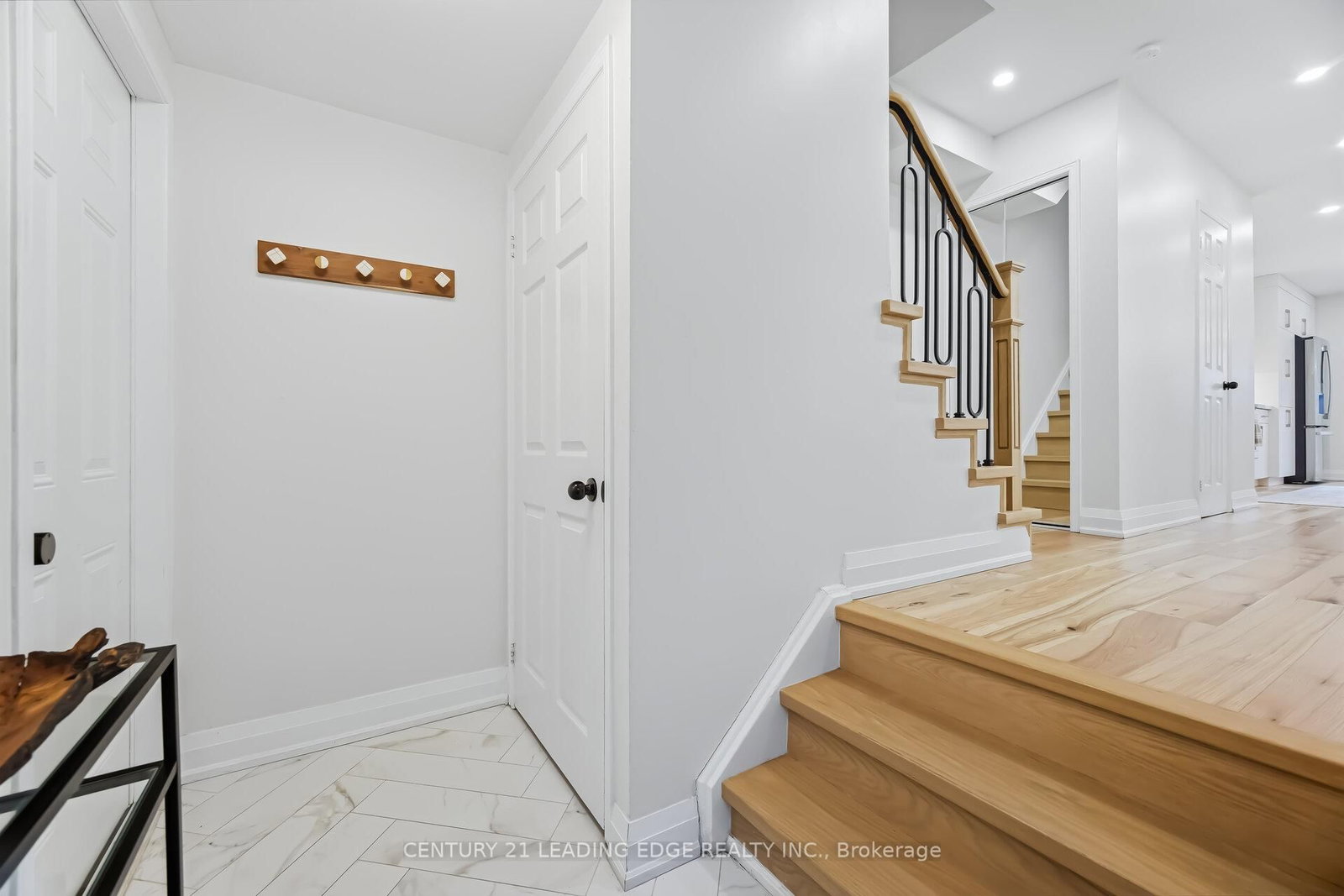 923 Redbird Crescent • Pickering, ON photo 11