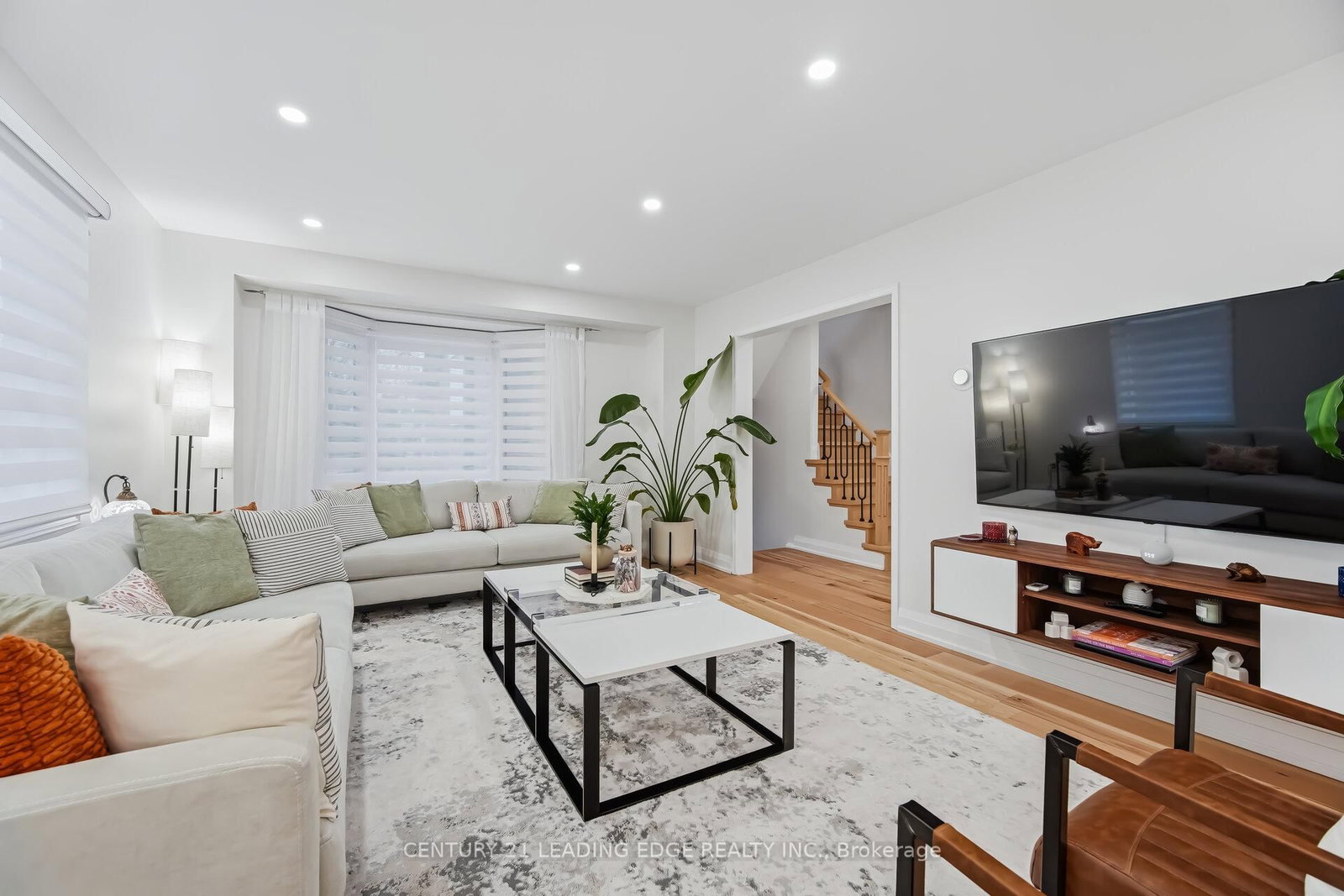 923 Redbird Crescent • Pickering, ON photo 13