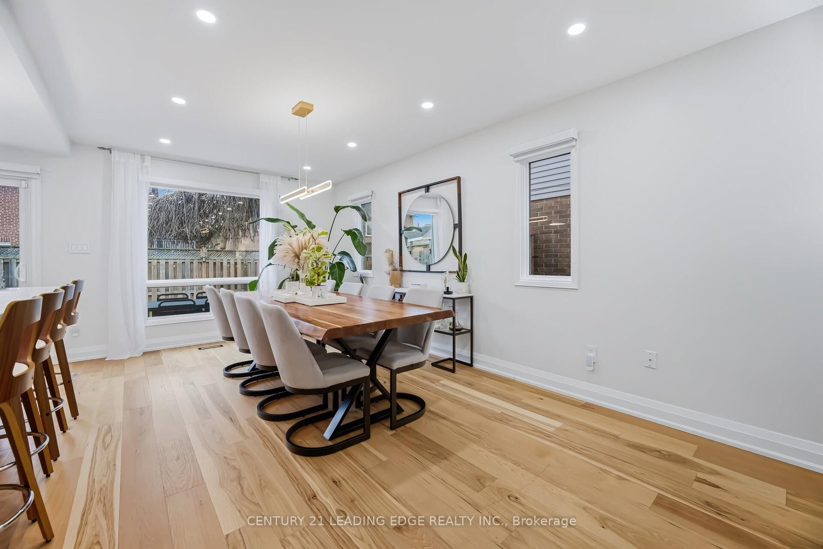 923 Redbird Crescent • Pickering, ON photo 17