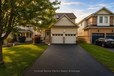 1407 Ashgrove Crescent — photo 4