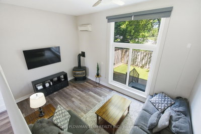Unit 45 — 350 Camelot Court — more photos