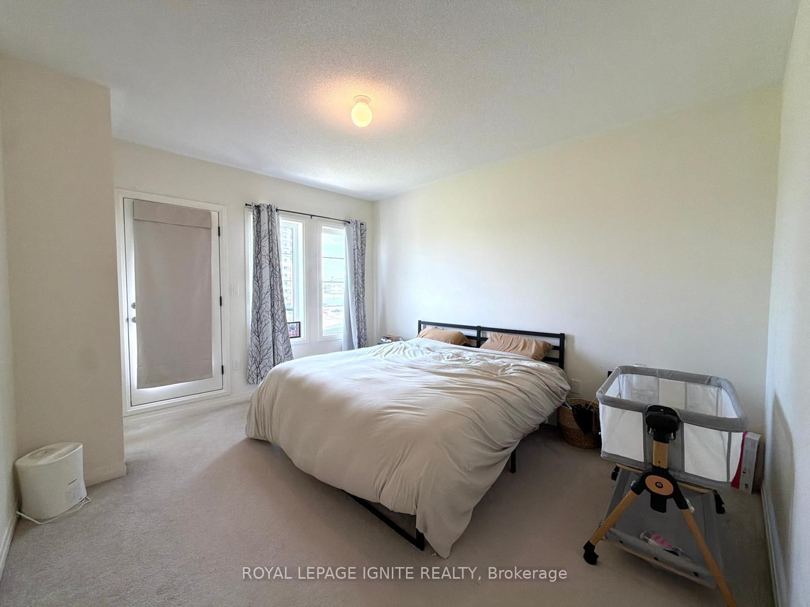 67 King George Way • Clarington, ON photo 8