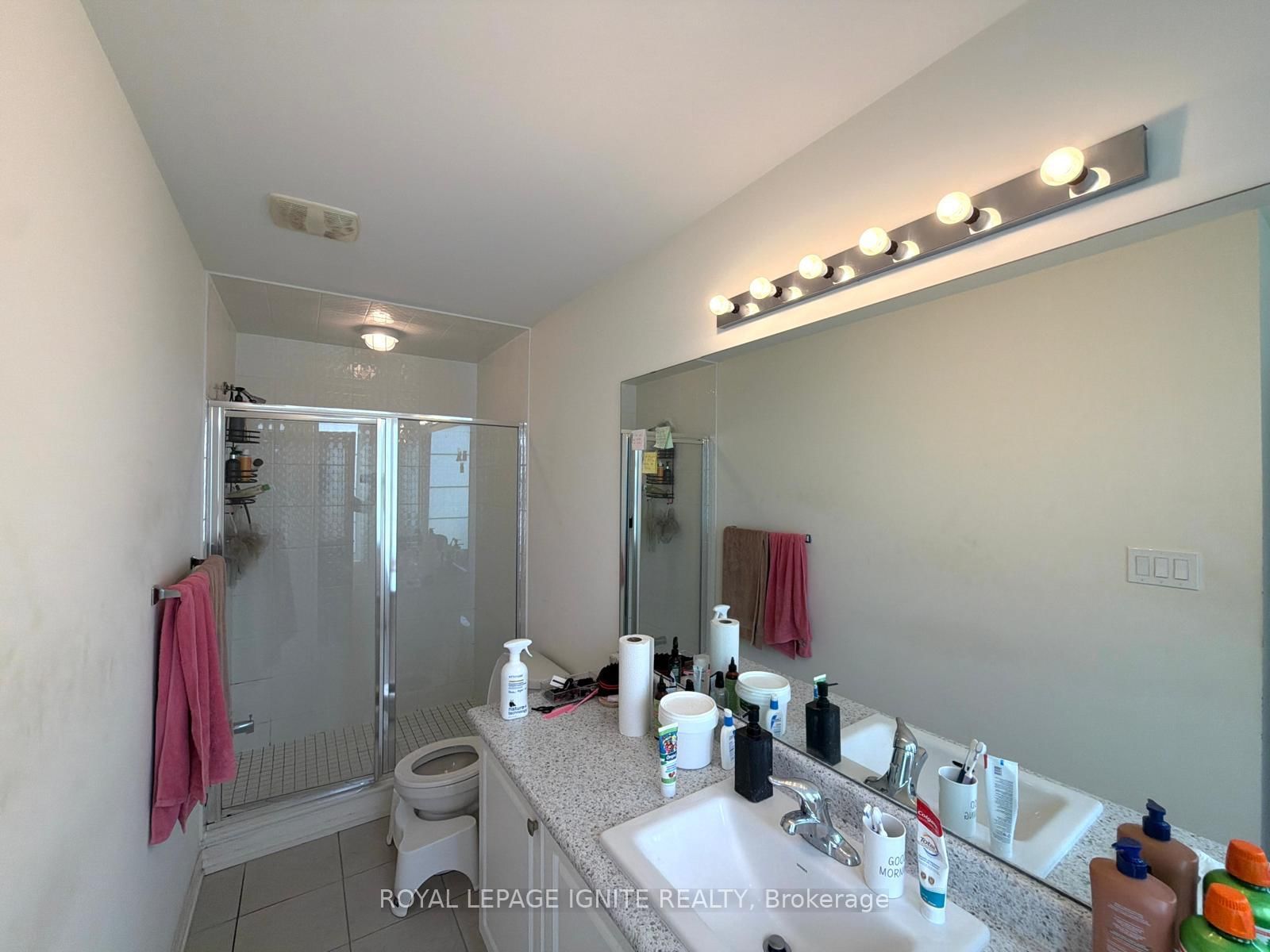 67 King George Way • Clarington, ON photo 9