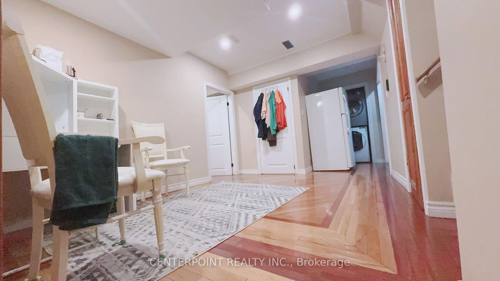724 Hillcrest Road, Pickering 2