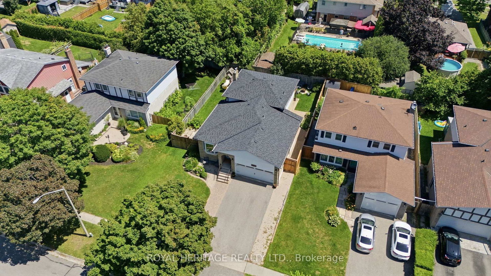 321 Salerno Street • Oshawa, ON photo 38